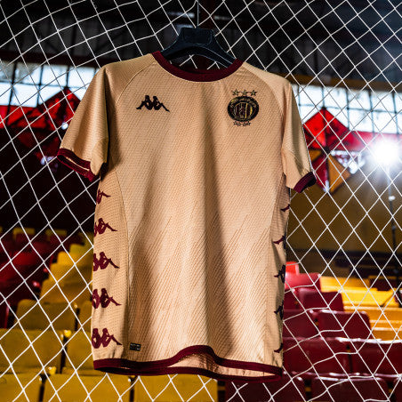 ESPÉRANCE SPORTIVE DE TUNIS SPECIAL EDITION GOLD KOMBAT PRO 2023-24 JERSEY